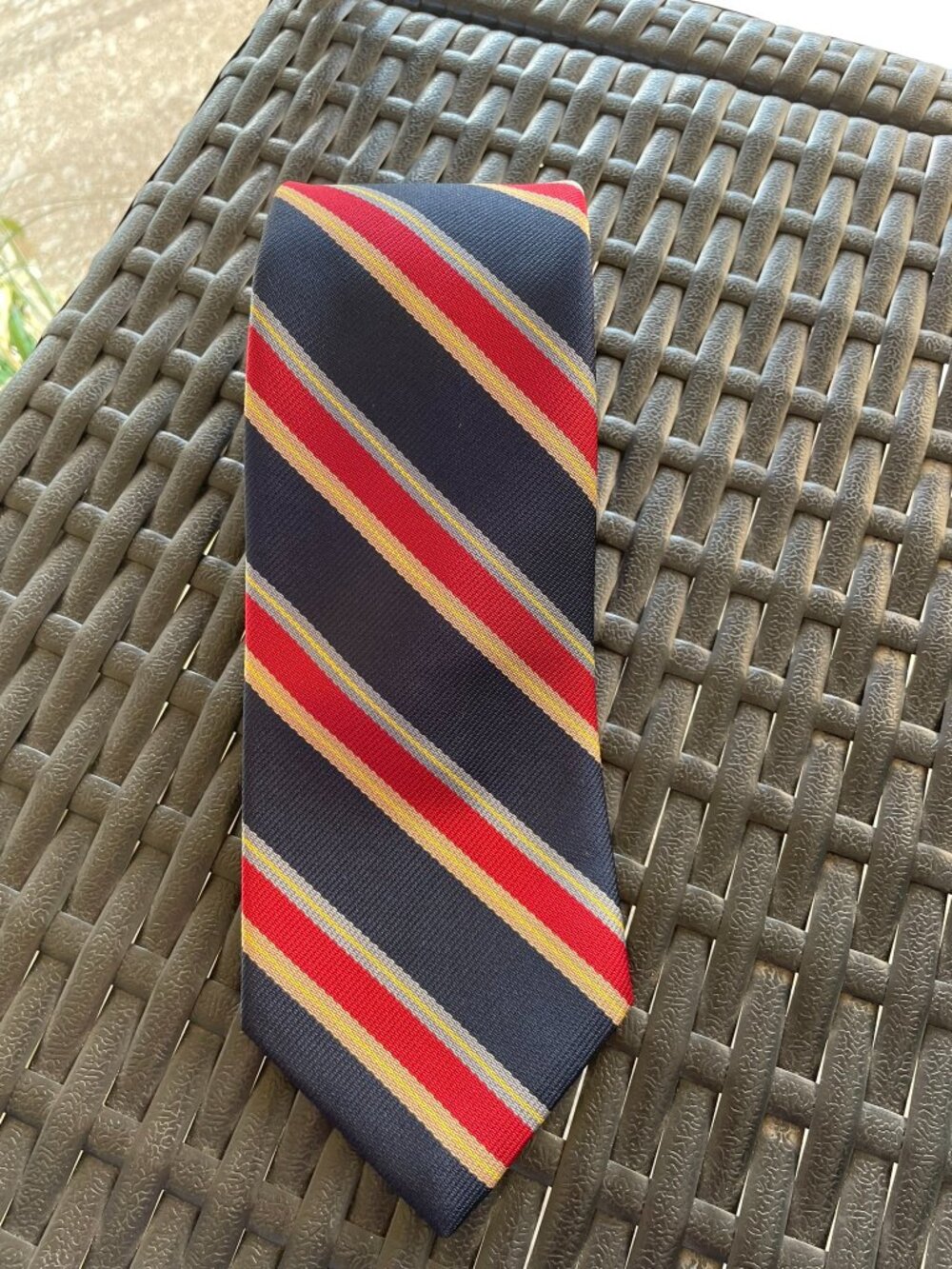 Design Accessories Navy Red Gold Stripe Necktie Mens Classic Rep Stripe Tie